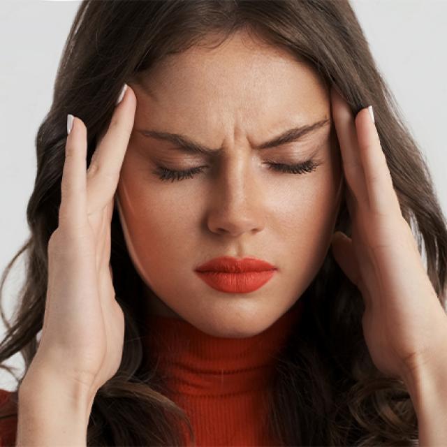 Migrenowy ból głowy - przyczyny, skuteczny lek na migrenę
