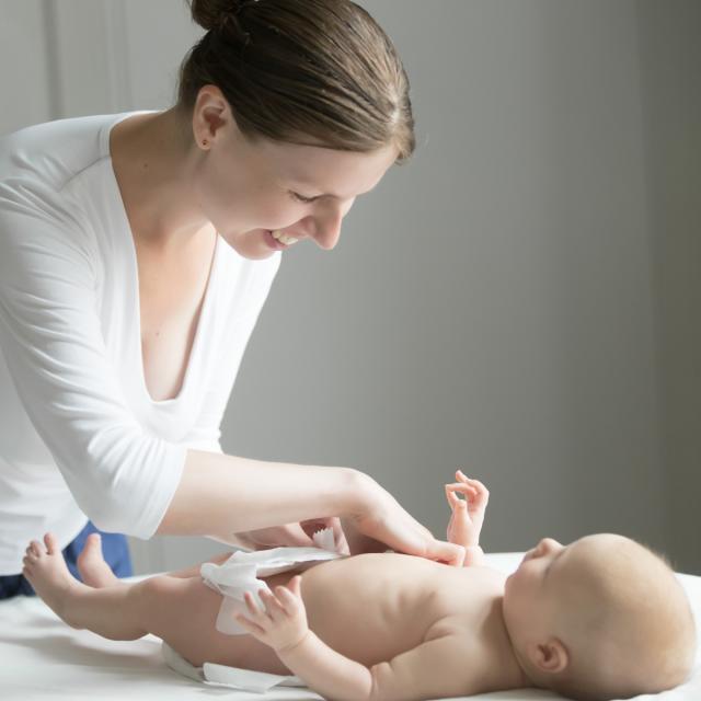 Sprawdzone i najważniejsze zasady pielęgnacji niemowlaka