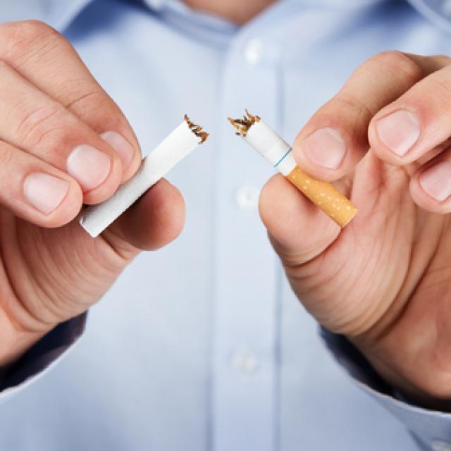 Tabletki, gumy czy pastylki – co wybrać na rzucenie palenia?